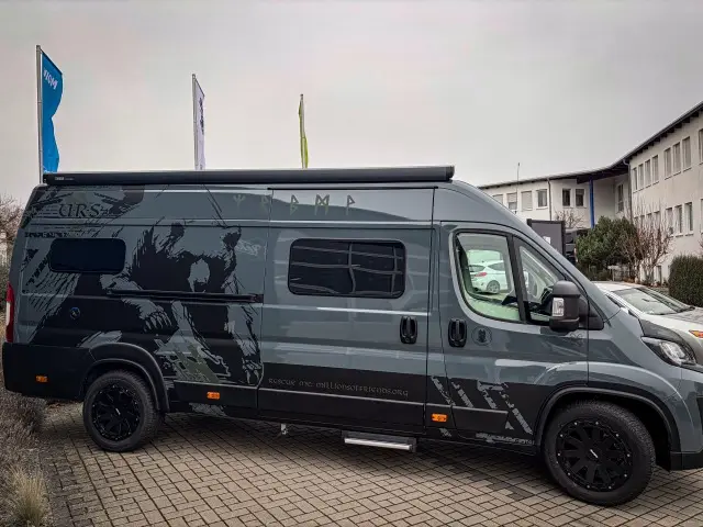 Camper- und Fahrzeugfolierung von REFINE.STYLING – Projektbild 19