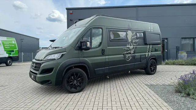 Camper- und Fahrzeugfolierung von REFINE.STYLING – Projektbild 20