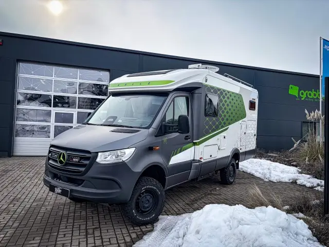 Camper- und Fahrzeugfolierung von REFINE.STYLING – Projektbild 22