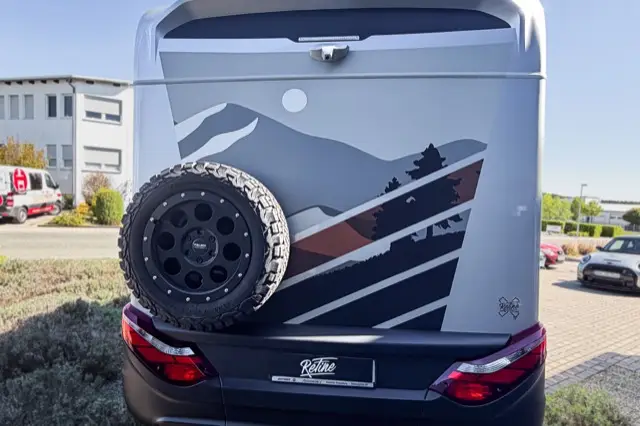 Camper- und Fahrzeugfolierung von REFINE.STYLING – Projektbild 27