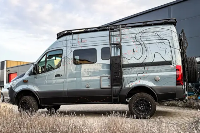 Camper- und Fahrzeugfolierung von REFINE.STYLING – Projektbild 30