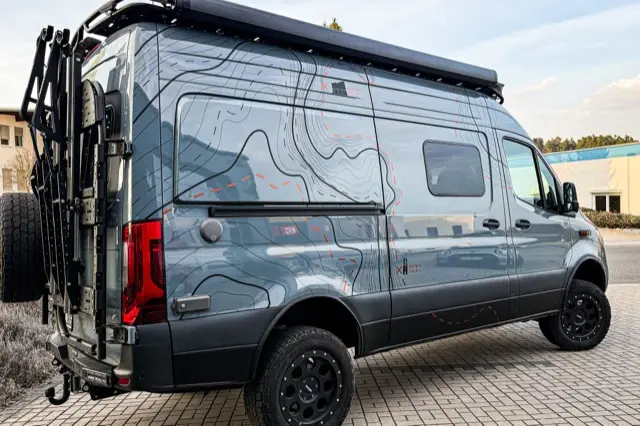 Camper- und Fahrzeugfolierung von REFINE.STYLING – Projektbild 31