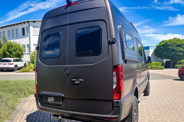 Camper- und Fahrzeugfolierung von REFINE.STYLING – Projektbild 57