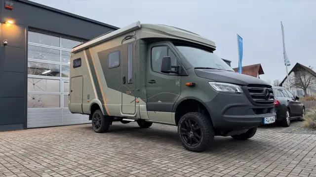 Camper- und Fahrzeugfolierung von REFINE.STYLING – Projektbild 88