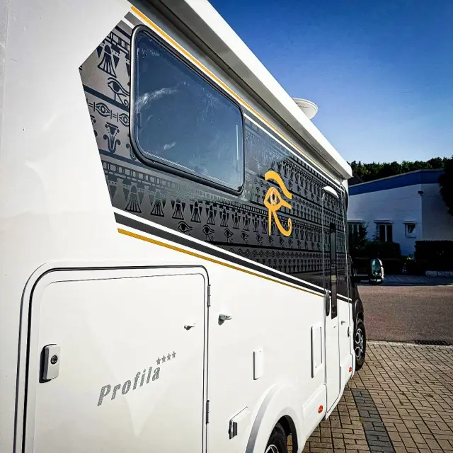 Camper- und Fahrzeugfolierung von REFINE.STYLING – Projektbild 99