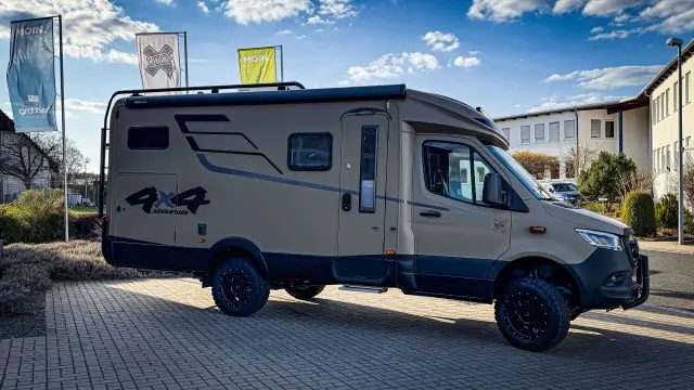 Camper- und Fahrzeugfolierung von REFINE.STYLING – Projektbild 102