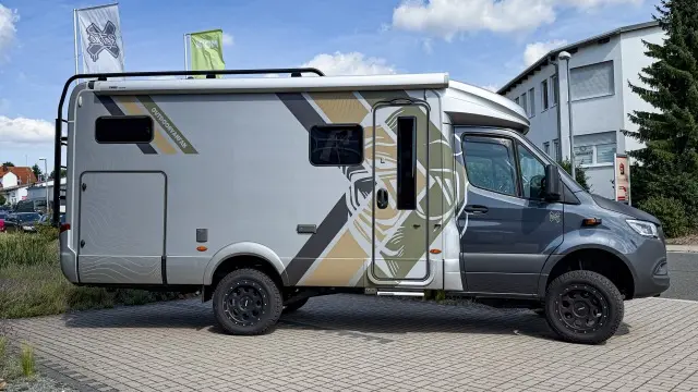 Camper- und Fahrzeugfolierung von REFINE.STYLING – Projektbild 114