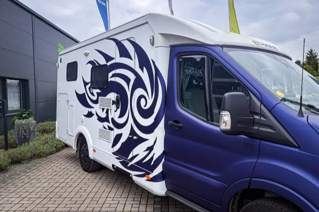 Camper- und Fahrzeugfolierung von REFINE.STYLING – Projektbild 122